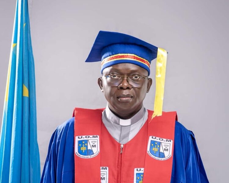 ESU – UOM : le Recteur Cibaka obtient 25 bourses internationales de doctorat auprès de l&rsquo;Union européenne, en faveur de son personnel scientifique