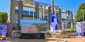 Kalemie : Félix Tshisekedi inaugure le siège de l&rsquo;agence provinciale de la banque centrale du Congo