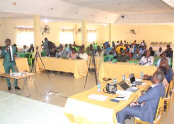 Mbujimayi – Environnement : Première réunion du Comité de Pilotage du PIFORES