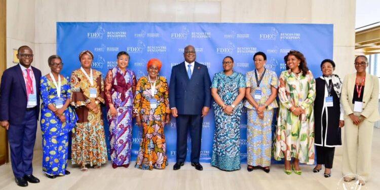 RDC : Félix Tshisekedi assiste à la première conférence des femmes d&rsquo;exception du Congo