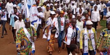 Ngandajika : sur initiative du gouverneur Iron Van Kalombo, la population exprime son soutien au changement de la constitution