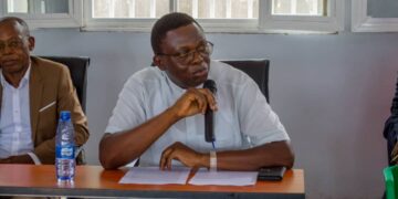 ESU-UOM : table ronde sur la réforme constitutionnelle, « le Président Tshisekedi a l&rsquo;opportunité de marquer l&rsquo;histoire » (Recteur Cibaka)