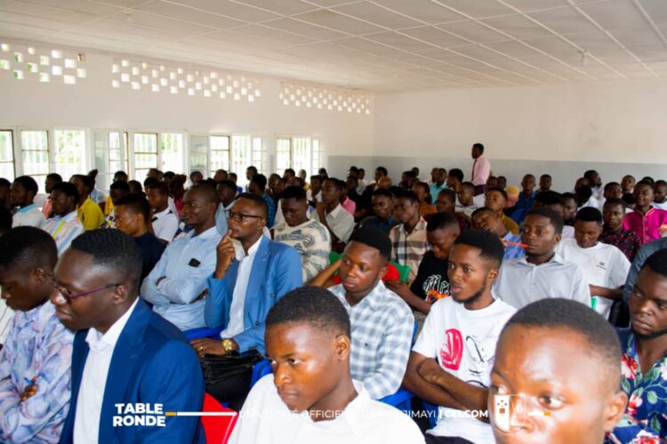 ESU-UOM : table ronde sur la réforme constitutionnelle, « le Président Tshisekedi a l&rsquo;opportunité de marquer l&rsquo;histoire » (Recteur Cibaka)