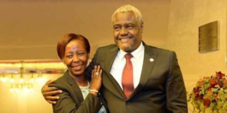 RDC – UA : le gouvernement congolais proteste contre les propos ambigus de Moussa Faki au sujet de la rébellion pro rwandaise du M23