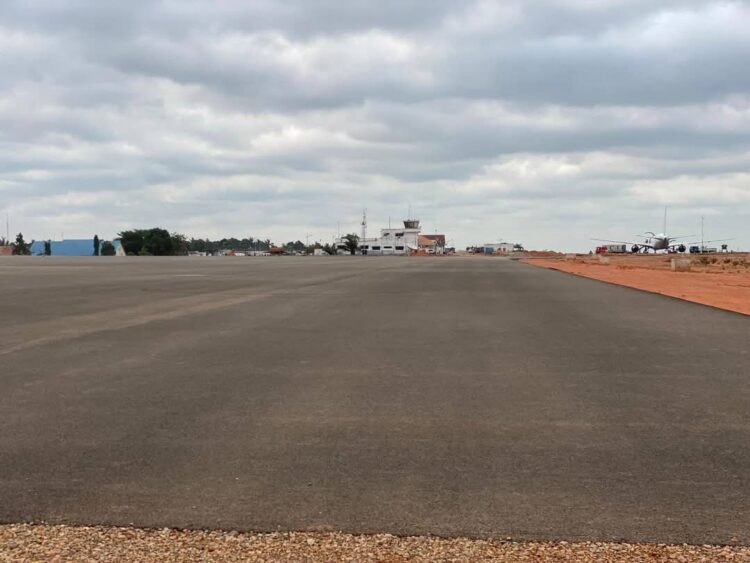 Construction de l’aéroport international de Mbujimayi : le commandant RVA Romain Tshinyama fixe l&rsquo;opinion sur l&rsquo;arrêt partiel des travaux 