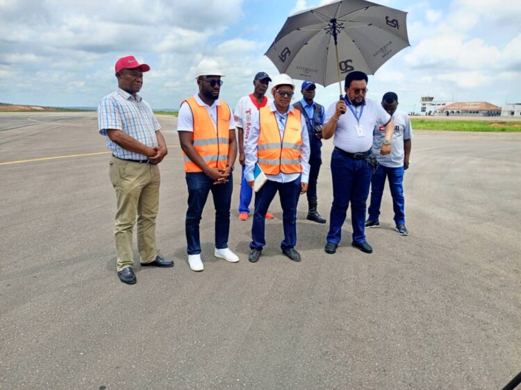 Construction de l’aéroport international de Mbujimayi : le commandant RVA Romain Tshinyama fixe l&rsquo;opinion sur l&rsquo;arrêt partiel des travaux 