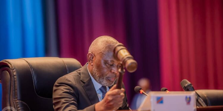 RDC : « Évitons des invectives, des insultes et des injures sur les réseaux sociaux. Ça nous divise et ça profite à l’ennemi » (Vital Kamerhe)