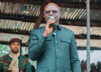 Lomami :  Guy Kabombo Mwadianvita  lance la campagne d&rsquo;enrôlement massif des jeunes dans l&rsquo;armée à Ngandajika