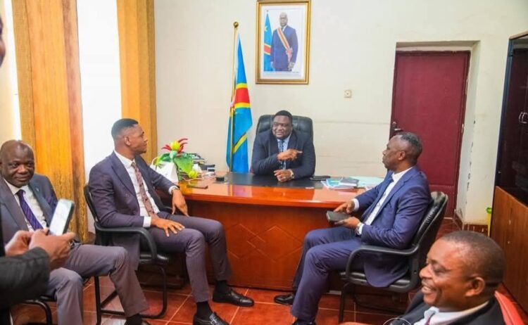 Kasaï-Oriental : « full stop », plénière reportée à l&rsquo;assemblée provinciale, le VPM de l&rsquo;intérieur rappelle d&rsquo;urgence les membres du bureau et le gouverneur « pour consultation »