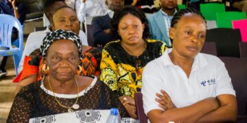 ESU : L&rsquo;université Officielle de Mbujimayi clôture la campagne de levée de fonds en faveur des femmes de Katanda