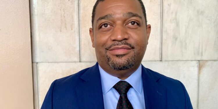 Mbujimayi : Le député national Serge Mukendi Kanyinda balaie tout soupçon de détournement des fonds alloués à la relance de la MIBA