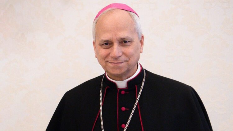 Vatican : élu Pape, l&rsquo;américain Robert Francis Prevost prend le nom de Léon XIV