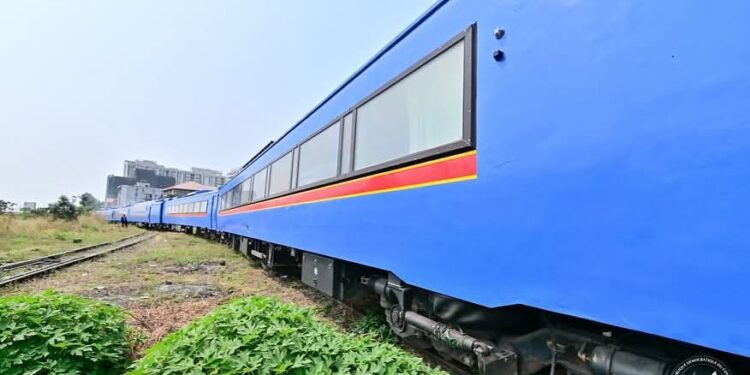 RDC : Félix Tshisekedi inaugure la relance historique de la ligne ferroviaire Kinshasa-Matadi