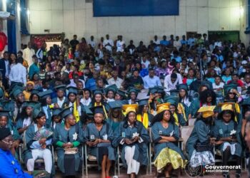 ESU : collation des grades à l&rsquo;ISAM officiel Mbujimayi , 73 nouveaux licenciés prêts à relever les défis du marché de l’emploi