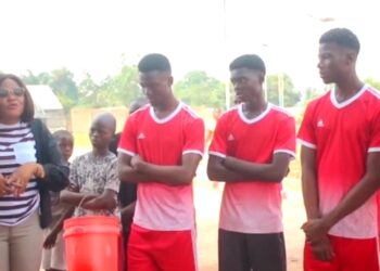 Sport : Doudou Fwamba sauve le VC Sanga Balende de la catastrophe