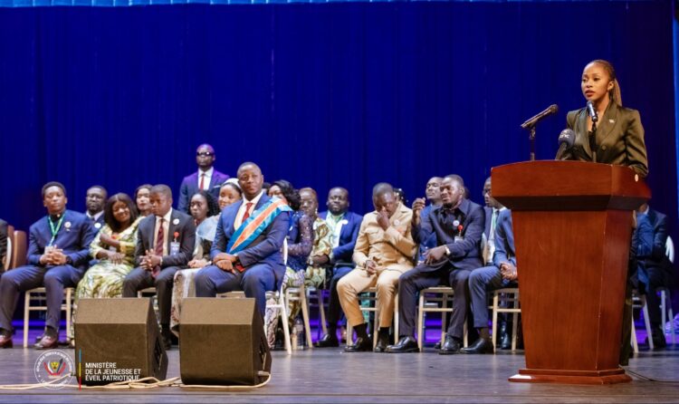 RDC : Le Président Tshisekedi investit le bureau Claude Mbuyi à la tête du CNJ et remobilise la jeunesse