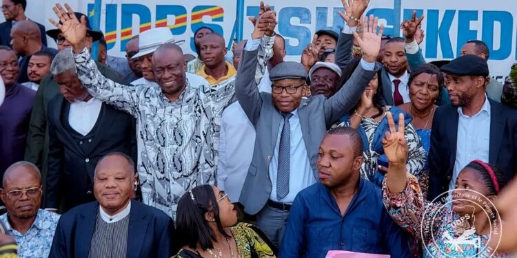 Fin de la Crise à l&rsquo;UDPS : Augustin Kabuya et Déo Bizibu s&rsquo;engagent à l&rsquo;unité sous l&rsquo;autorité de Félix Tshisekedi
