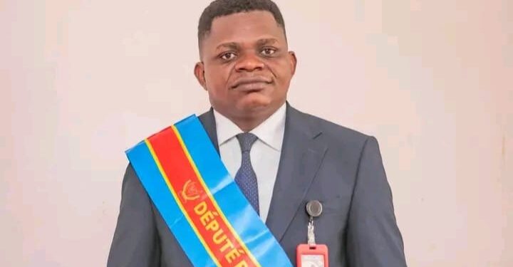 Kasaï-Oriental : trois édits pour protéger les personnes vulnérables, réformer la fonction publique provinciale et renforcer le recouvrement des impôts et taxes, le député Franck Kazadi marque les esprits en ce début de session