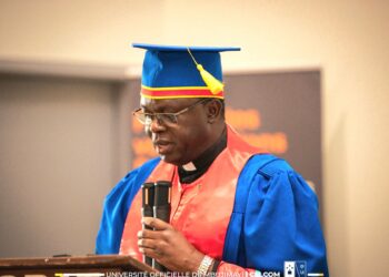 Université officielle de Mbujimayi : le Recteur Cibaka lance l’offensive contre les réseaux de tricherie, corruption et favoritisme en médecine