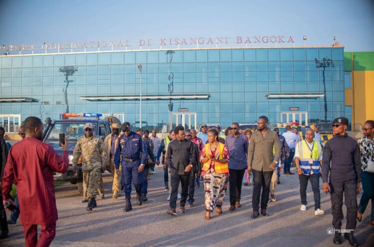 Tshopo : l’aéroport international de Kisangani pleinement opérationnel, le gouverneur Lendongolia rassure la population