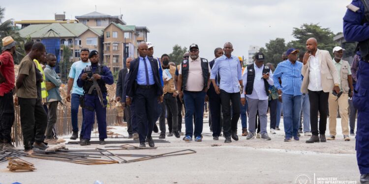 Kinshasa : John Banza Lunda inspecte 12 chantiers d’urgence et accélère la riposte contre les érosions