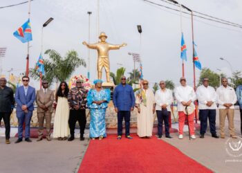 RDC : Félix Tshisekedi rend hommage à Papa Wemba, dix ans après sa disparition