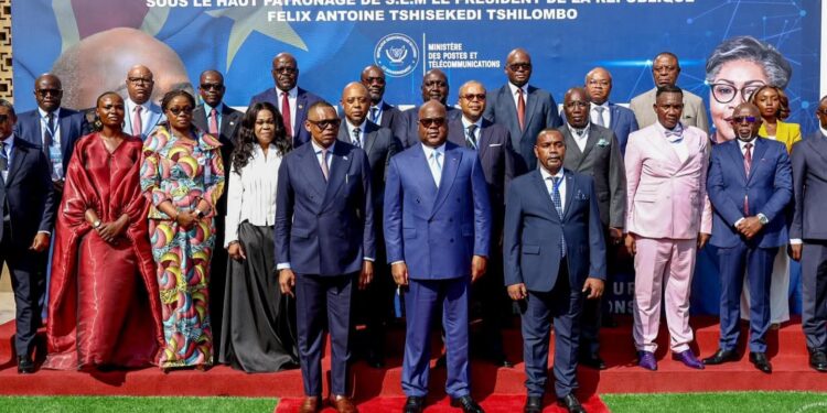 Postes  et télécommunications: Félix Tshisekedi lance les états généraux et appelle à élaborer une feuille de route opérationnelle pour relancer le secteur