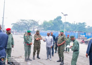 Kinshasa : assainissement autour de Zando, l’armée mobilisée, Muadiamvita en inspection