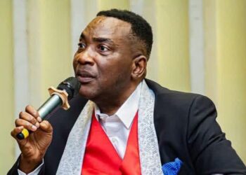 RDC : « organiser les élections sans le Kivu reviendrait à abandonner ces provinces » (Godé Mpoyi)