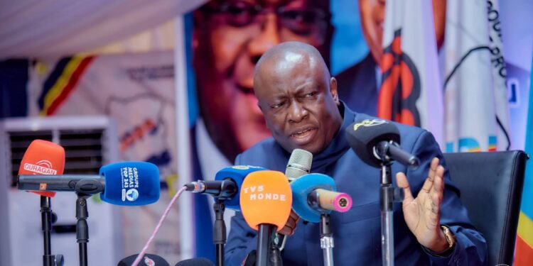 RDC | Augustin Kabuya met en doute la capacité de mobilisation de l’opposition et défie Martin Fayulu