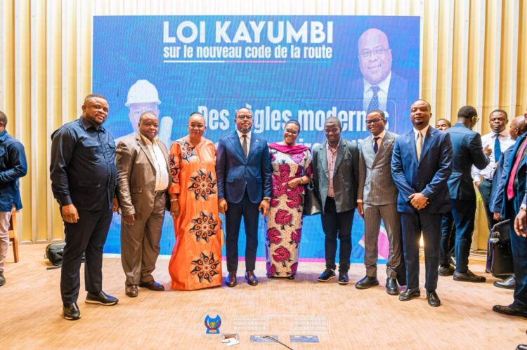 Code de la route en RDC : Tobie Kayumbi présente une réforme ambitieuse pour plus de sécurité et de fluidité