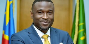 RDC : Seth Kikuni critique la position de l’ECC sur les réformes constitutionnelles et rejette un « dialogue de complaisance »