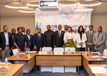 RDC | Réformes institutionnelles : un Livre Blanc en préparation pour porter la voix de la jeunesse, annonce Claude Mbuyi