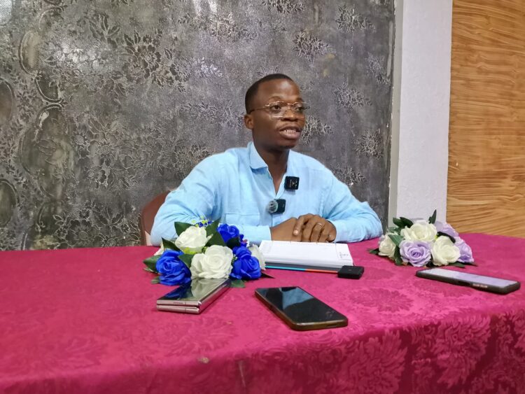 Kasaï-Oriental : Serge Ngoyi Kamukonzo rejette toute implication dans une altercation à l’Assemblée provinciale, « Je n’ai jamais levé la main sur un collègue député »
