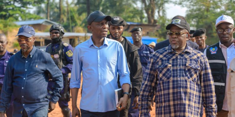 RDC – « Grande Caravane des Infrastructures » : John Banza Lunda entame une itinérance sur la RN1 de Kinshasa à Lubumbashi
