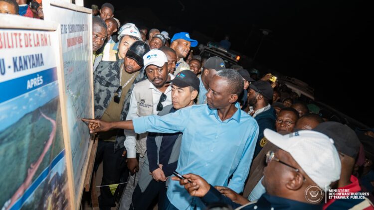 Lomami : John Banza Lunda poursuit sa caravane des infrastructures avec une étape stratégique à Mwene-Ditu