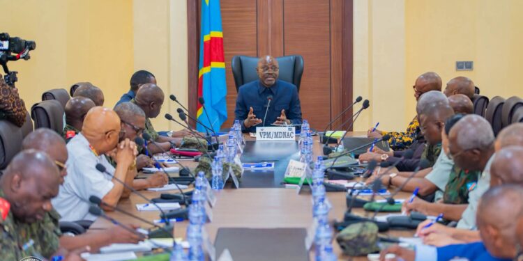 Réforme des FARDC : Guy Kabombo lance la modernisation du cadre juridique de l’armée