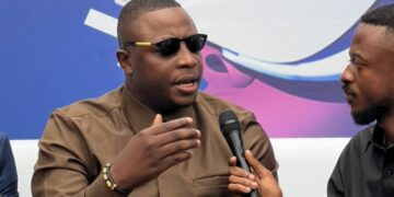 Quatrième édition de « Du Virtuel au Réel » : À l&rsquo;Académie des Beaux-Arts, Claude Mbuyi plaide pour une jeunesse à forte valeur ajoutée