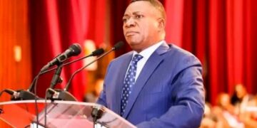 Mbujimayi : Alphonse Ngoyi Kasanji s’oppose à la démolition de l’ancien hôpital général de référence de Dipumba